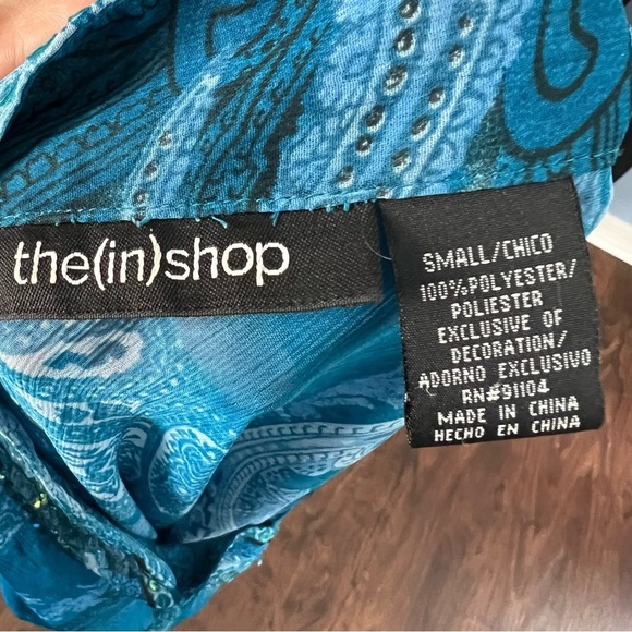 3/$25🌸 The(in)shop Y2K Blue Flare Sleeve Beaded Blouse - Picture 8 of 8